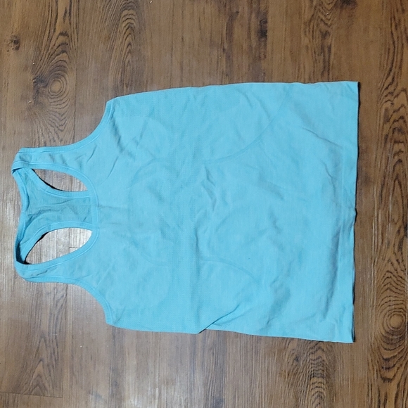 lululemon athletica Tops - EUC Lululemon Swiftly Tech Racerback Tank